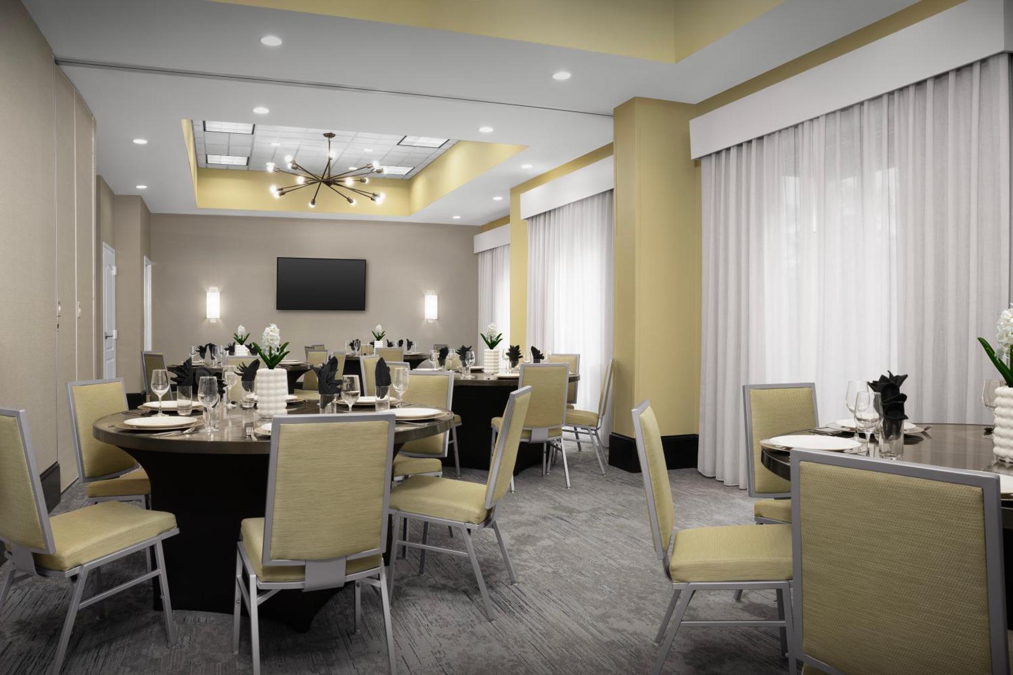 Homewood Suites By Hilton Jacksonville-Downtown/Southbank Екстер'єр фото